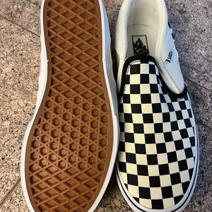 Classic Vans Checker Slip Ons - Women’s 7/ Men’s 5 (NEW)